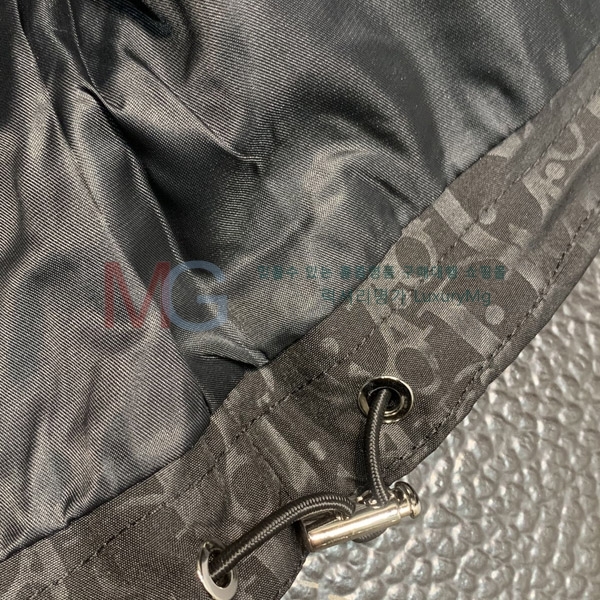 ���� ��� ���� 3833158