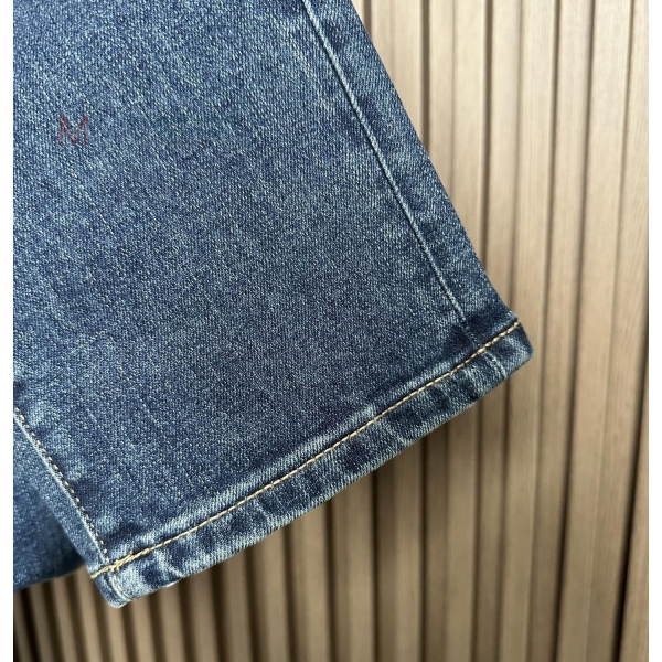 ���� ���̺��� û���� 2343441-1