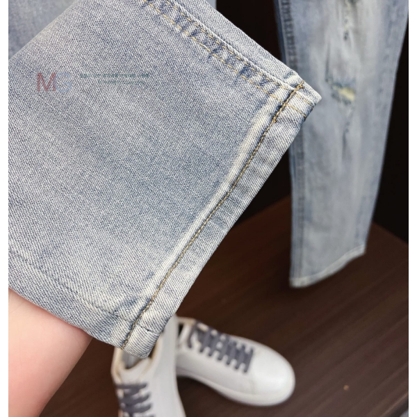 ���� ���̺��� û���� 2343443