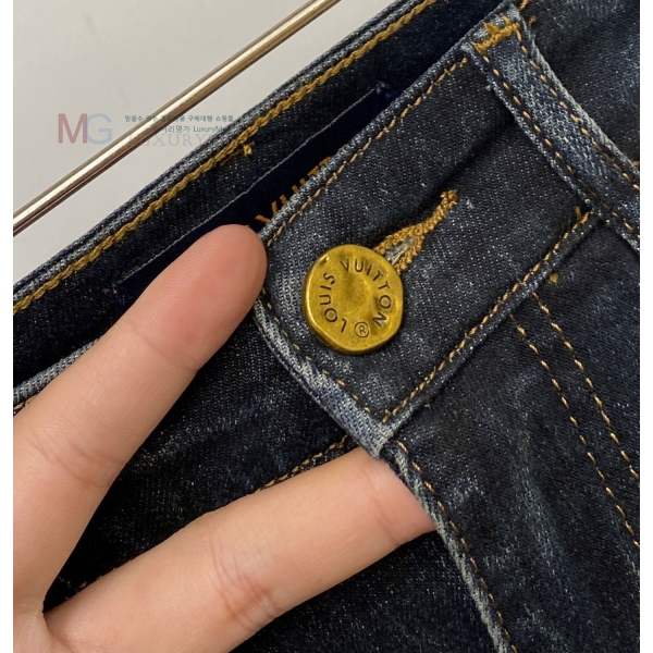 ���� ���̺��� û���� 2343444