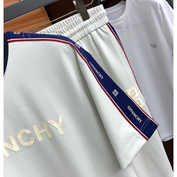 ���� ����� ��Ʈ 2343418