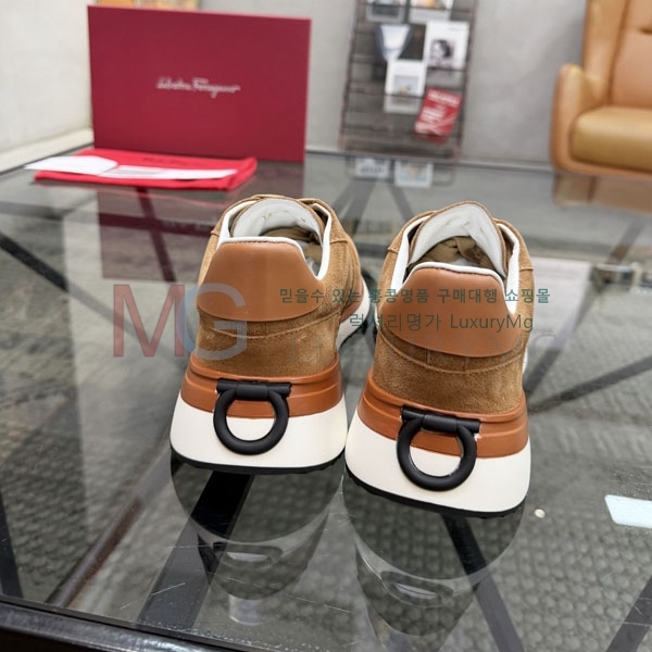 ���� ��󰡸� ����Ŀ�� F5502031-10