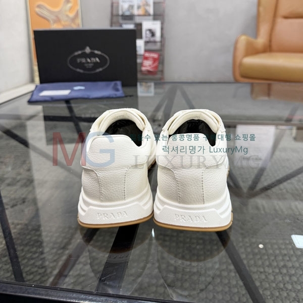 ���� ����� ����Ŀ�� 2P605560-2