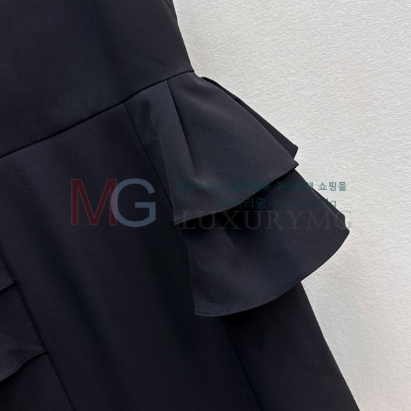 ���� �߷�Ƽ�� ���ǽ� VA3567567-9