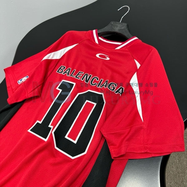 �������� �߷��þư� ���� Ƽ���� BL63404-8