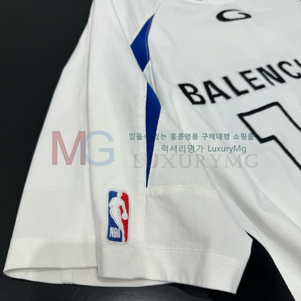 �������� �߷��þư� ���� Ƽ���� BL63404-9