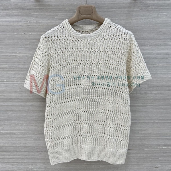 ���� ���ڷ� ��ġ�ڸ� ���� Ƽ���� BC1567032-7