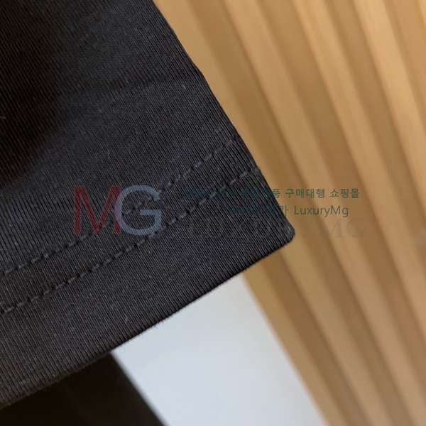 ���� ũ������ ����Ƽ 23435572-1