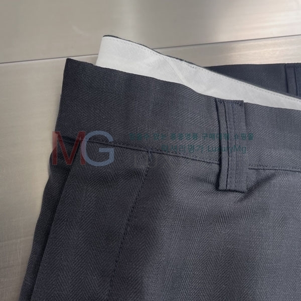 ���� ���ڷ� ��ġ�ڸ� �ݹ��� 2343522