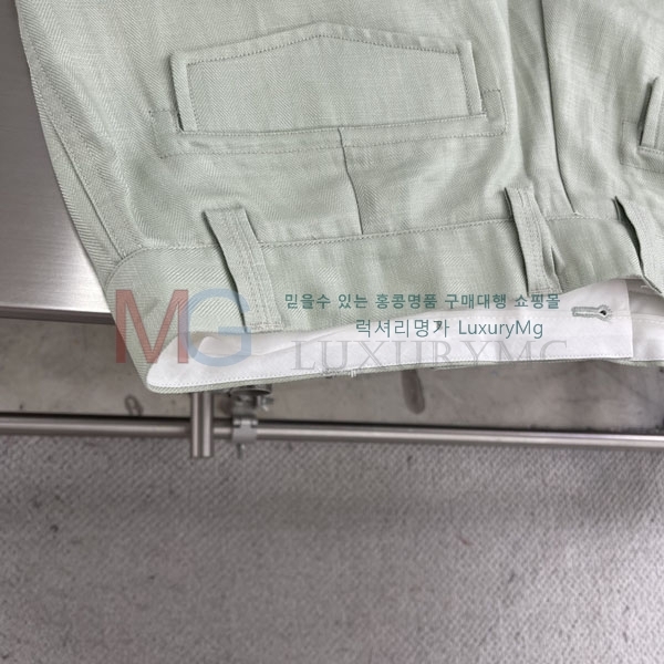 ���� ���ڷ� ��ġ�ڸ� �ݹ��� 2343532-2