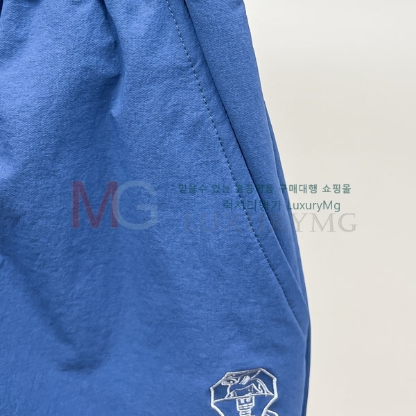 ���� ���ڷ� ��ġ�ڸ� �ݹ��� 2343533-2