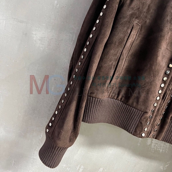 ���� �ο��� �簡�� ���� LOW244502-11