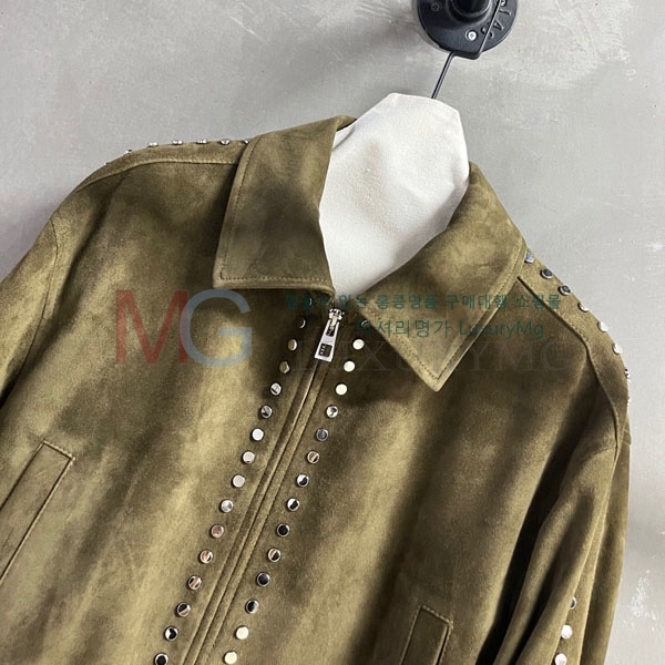 ���� �ο��� �簡�� ���� LOW244502-12