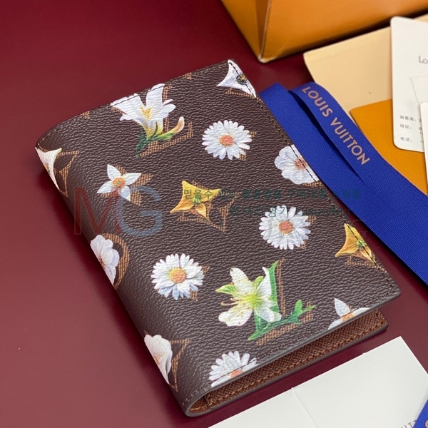 ���̺��� �н���Ʈ Ŀ�� �������� M27548-1