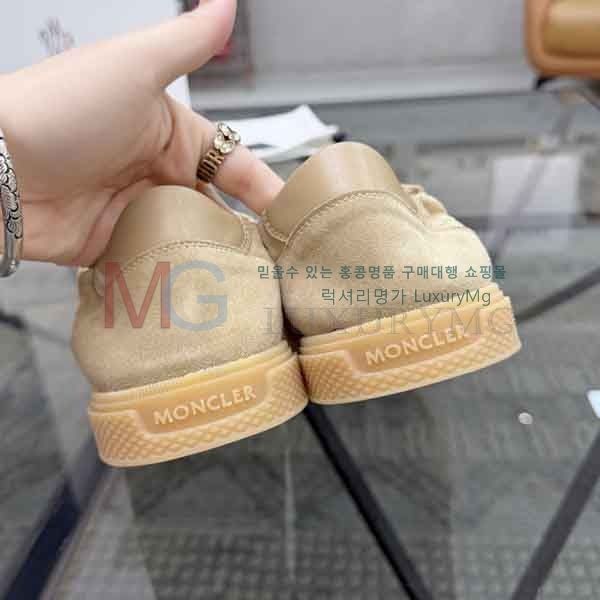 ���� ��**�� ����Ŀ�� M52280-1