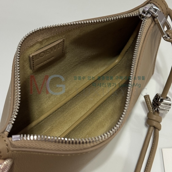 �ο��� ���� �Ŀ�ġ 89700-1