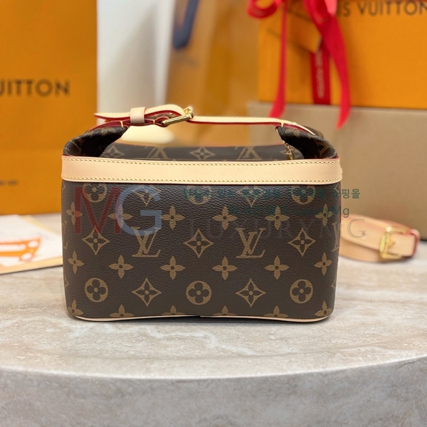 ���̺��� ũ���� ���Ϸ�Ʈ�� �� M15350-1