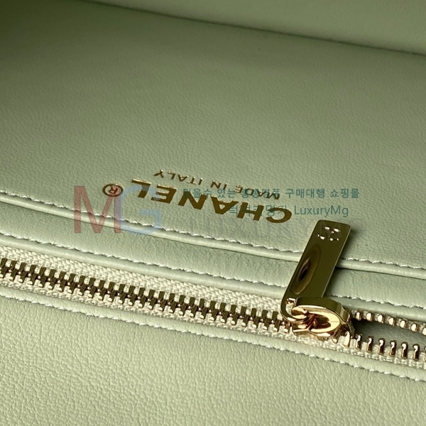 ��* Ŭ���� �̵� �÷��� AS5756-8