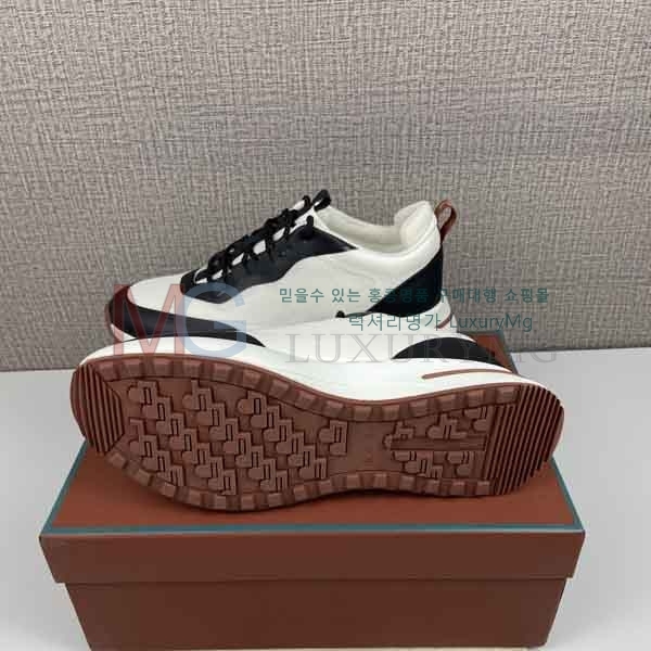 ���� �η�**�� ����Ŀ�� L2P40888