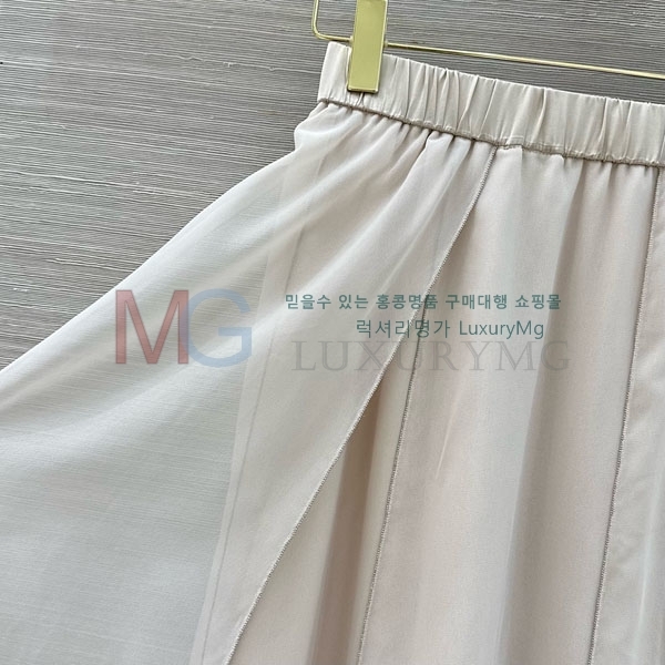 ���� ���ڷ� ��ġ�ڸ� ��ĿƮ BC346037-10