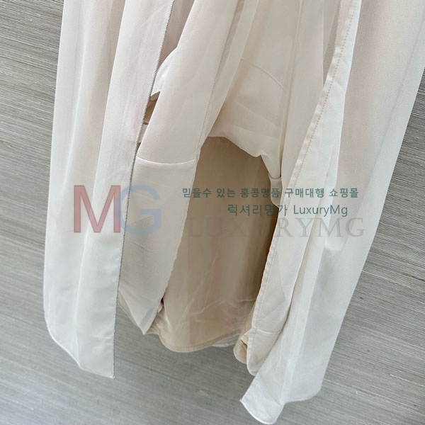 ���� ���ڷ� ��ġ�ڸ� ��ĿƮ BC346037-10