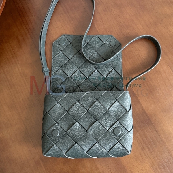 ���װ�����Ÿ ��ư� ũ�ν��� 795637-303