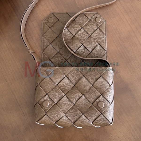 ���װ�����Ÿ ��ư� ũ�ν��� 795637-303