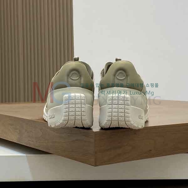 ���� ��**�� ����Ŀ�� M8887054-2