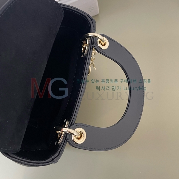 ��� ���̵�� �̴� M1183300-203