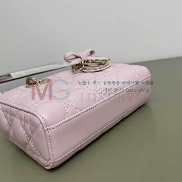 ��� ���̵� �� ���̹� M599090-103