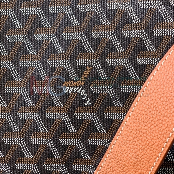 ���ߵ� ����� ũ�ν��ٵ� ����Ʈ PM 020262-4
