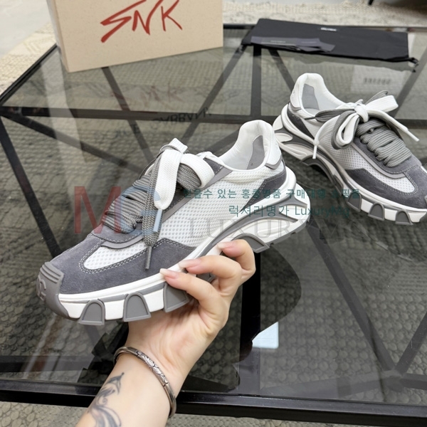 �������� ��ü�ذ��ٳ� ����Ŀ�� DG588021-1