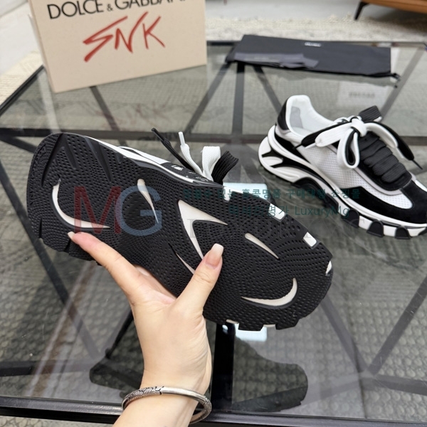 �������� ��ü�ذ��ٳ� ����Ŀ�� DG588021
