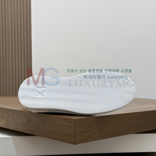 ���� ����*�� ĳ�־� ���� LV4007550-2