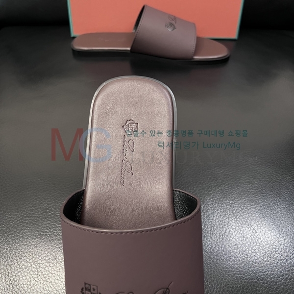 ���� �η�**�� ���� 3LP56041-13