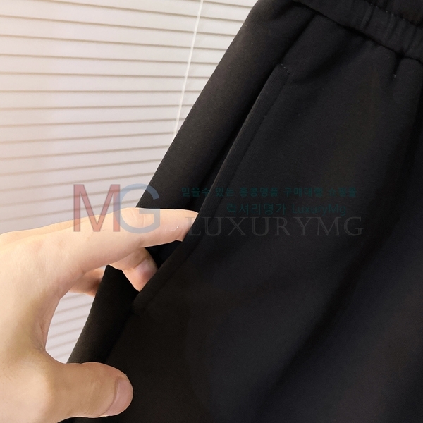 ���� ũ������ �ݹ��� K8648-2