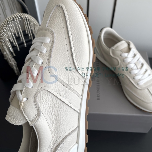  �������� ���ڷ� ��ġ�ڸ� �ȭ BC68831