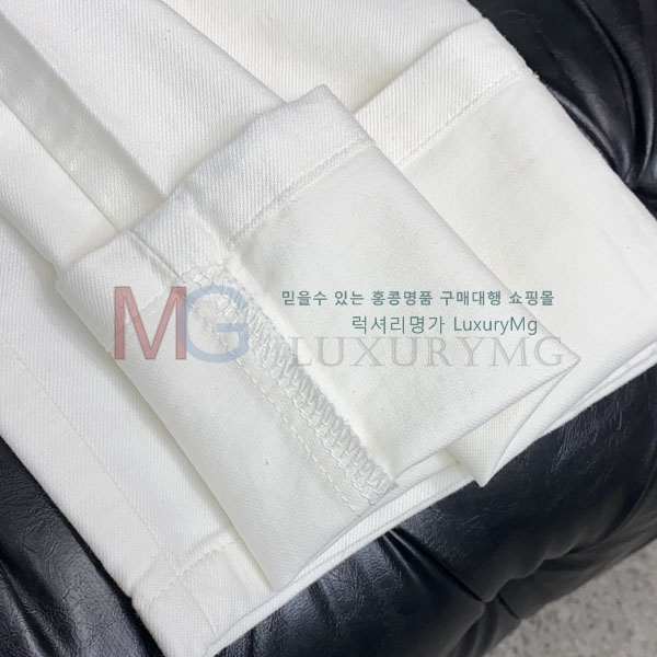 ���� �η��ǾƳ� ���� LP676743