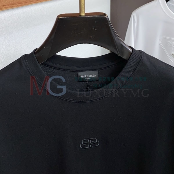 ���� �߷��þư� ���� Ƽ���� BL63406-2