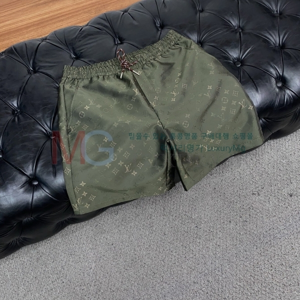 ���� ���̺��� �ݹ��� L979674