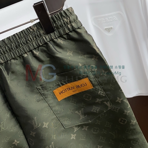 ���� ���̺��� �ݹ��� L979674