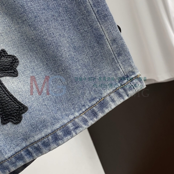 ���� ũ������ �ݹ��� C12589
