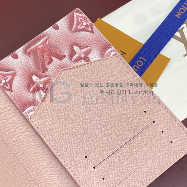 ���̺��� �н���Ʈ Ŀ�� �������� M28595-2