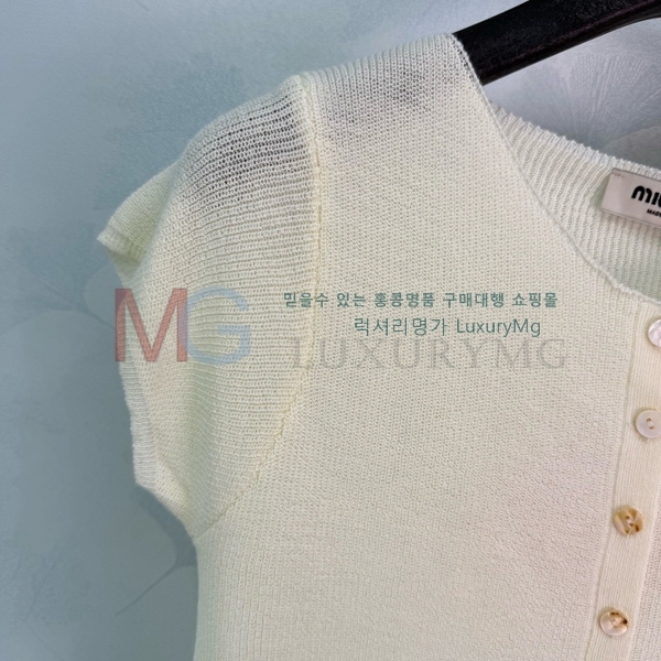 ���� �̿�̿� ���� Ƽ���� ����� MU353026-8