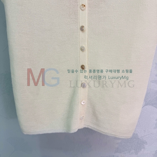 ���� �̿�̿� ���� Ƽ���� ����� MU353026-8
