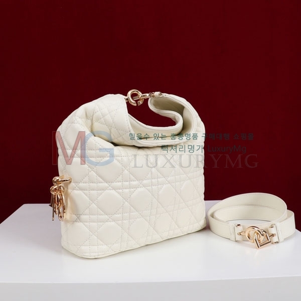 ��� �̴Ϲ� M1538-11