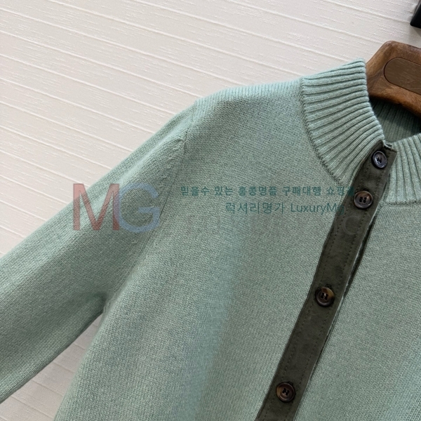���� �η�**�� ������ ����� LP451044-11