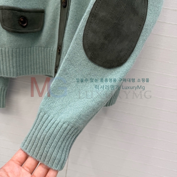 ���� �η�**�� ������ ����� LP451044-11