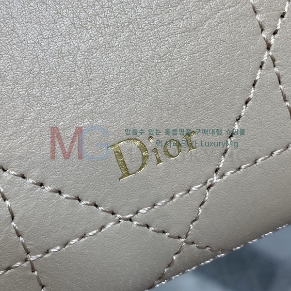 ��� �̴� ����Ƽ�� D565001-5