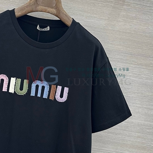 ���� �̿�̿� ���� Ƽ���� MU353026-1